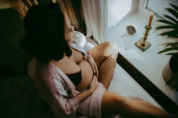 Marlina – gravidfotografering hjemme